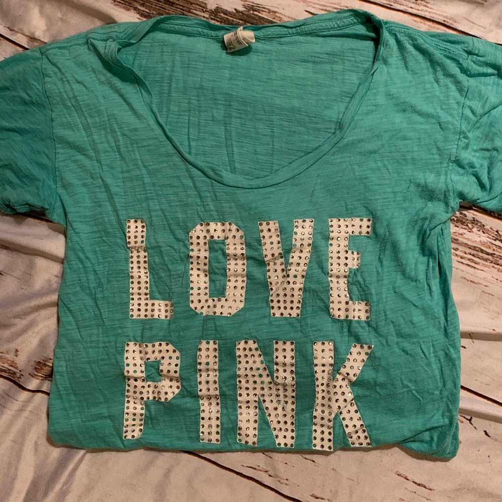 PINK Victoria’s Secret Tee w/rhinestones